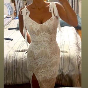 White lace tie-strap midi dress - Lulus